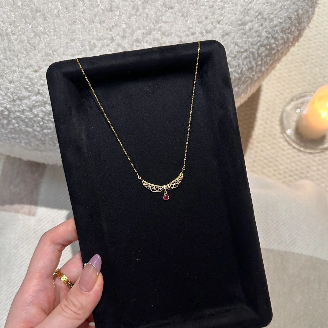 Classical fashion diamonds inlay lace pendant water droplet ruby necklace exquisite collarbone chain unique banquet jewelry gift