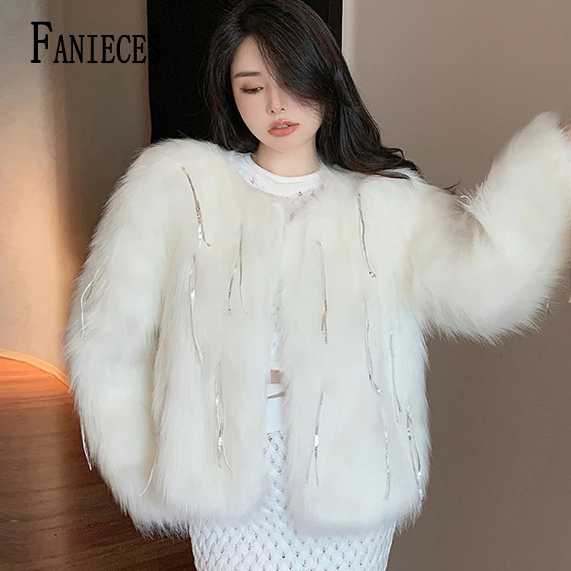 

FANIECES Womens White Faux Fur Coat Fashion Chain Tassels Imitation Fox Fur Women Coat Luxury Plush O Neck Winter Warm Outerwear