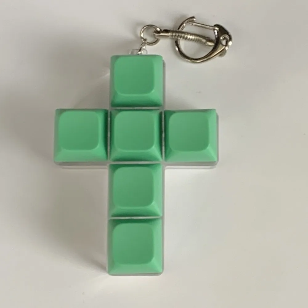 Entspannende DIY-Tastatur, Fidget-Schlüsselanhänger, Tastenkappe, Kreuzform, Clicker-Spielzeug, Linderung von Stress, Tasten, Knopf, Kneifspielzeug für Erwachsene