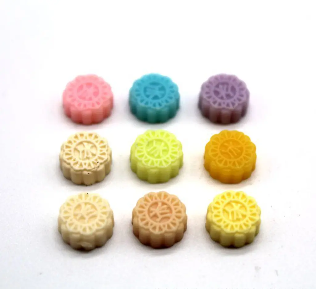 

10picecs 1:12 Scale Miniature Snow Skin Mooncake - Dollhouse Accessories Photography Set Micro Food Toy Simulation Scene Model