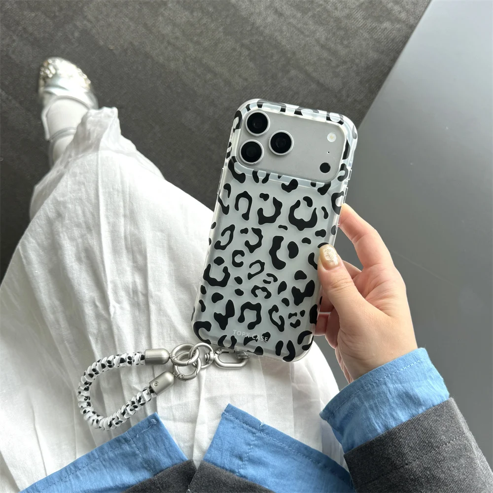 New Model Leopard Print Texture Phone Case For iPhone 17 16 15 Pro Max 17Pro Luxury Cool Matte Shockproof Bumper Cover Funda