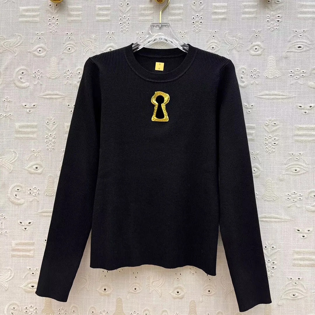 

High Quality New Autumn Knitted Pullover Women Big Gold Metal Hollow Out O-neck Long Sleeve Loose Casual Slim Fit Cute Jumper