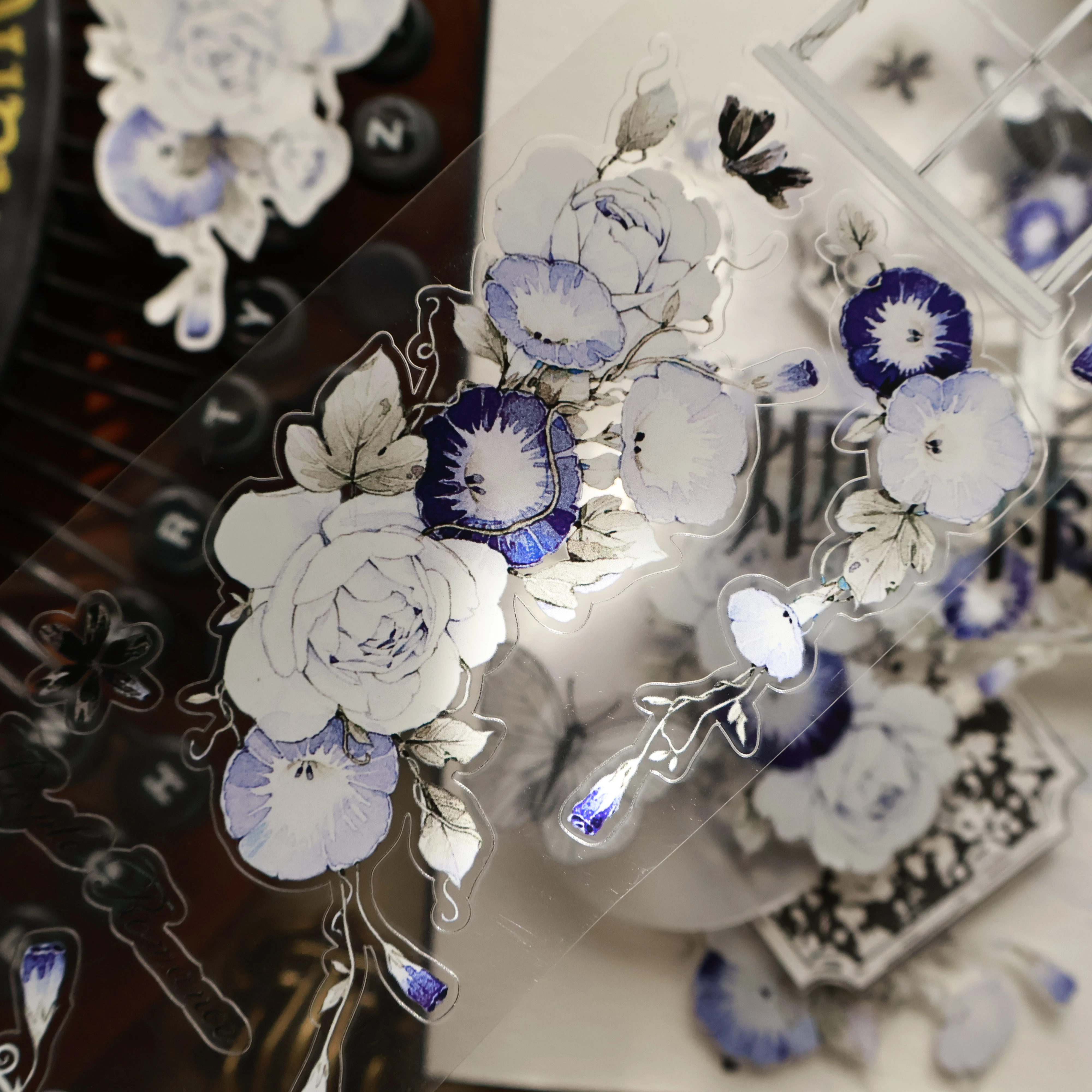 

Yier New Cutting Die [Push The Window To See Flowers] Клей Washi Ретро Цветок ПЭТ