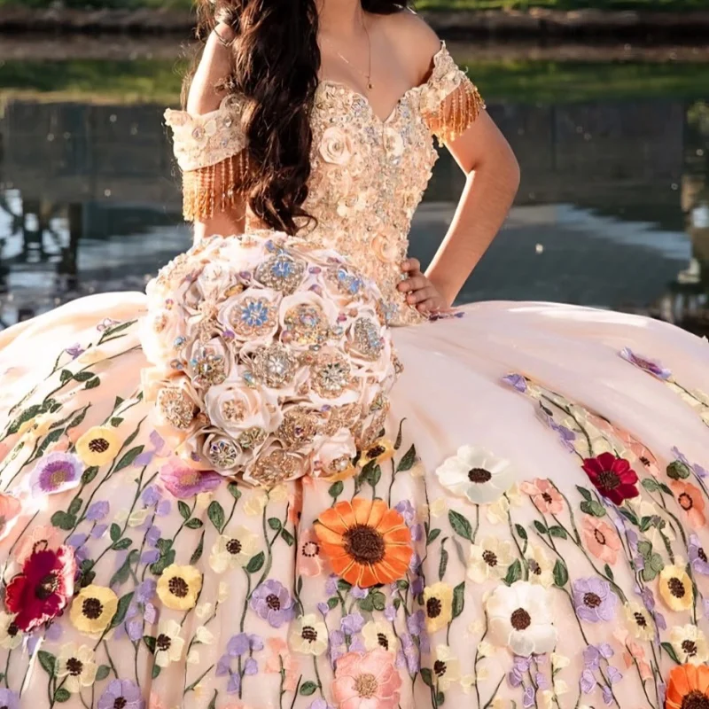 

Светлое платье Quinceanera цвета шампанского с открытыми плечами и кристаллами в виде цветка с длинным хвостом и бантом, платья de 15, Quinceanera ﻿ Настроить