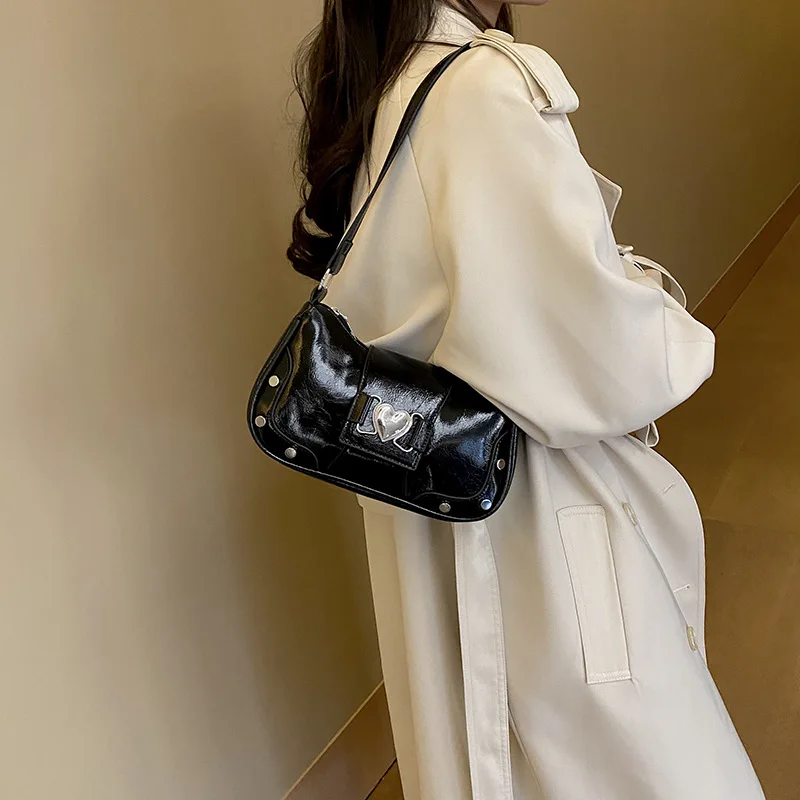

Fashion Women Shoulder Bag Y2K Armpit Bag Luxury Design Bolsos Pleated Underarm Bag Solid Color Messenger Bags Hobos Handbags