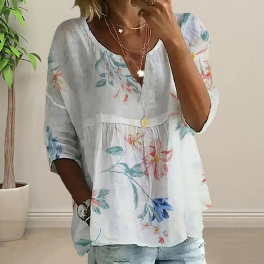 Women Retro Print T-shirt Floral Print V-neck T-shirt Breathable Loose Fit Women's Summer Top With Retro Print Pullover Summer