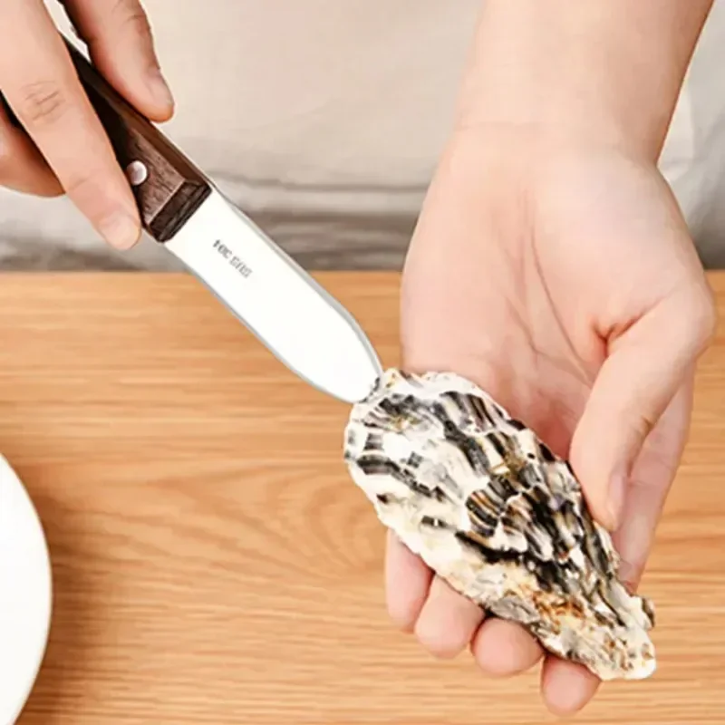 Walnut Handle Oyster Knife Multi-purpose Thickened 304 Stainless Steel Oyster Knife Kitchen Scallop Opener for Seafood Shells