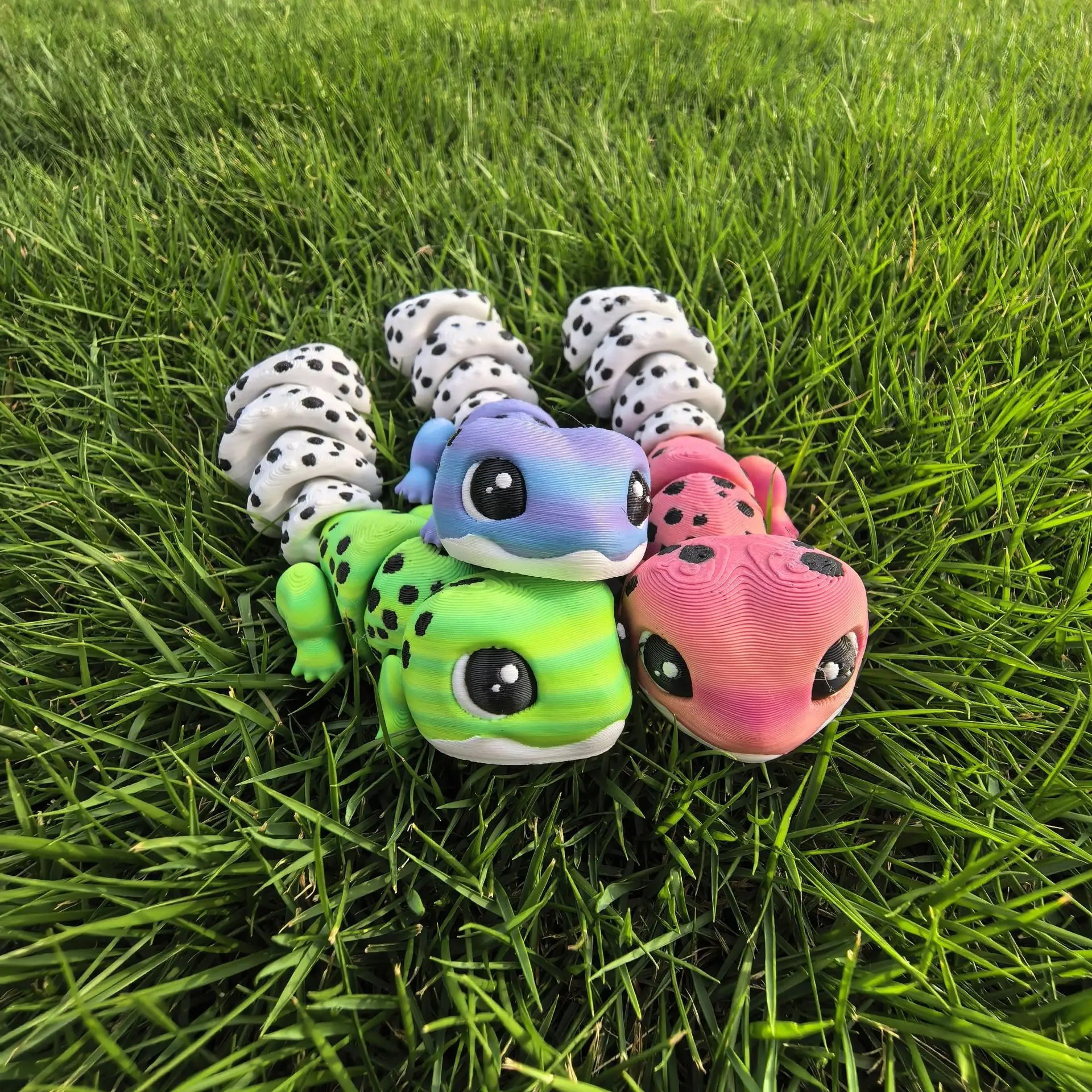 Figuras de dibujos animados multicolores con estampado 3D para mantener el palacio, juguetes para niños, adorno bonito, decoración móvil para el hogar, juegos de regalo de adornos
