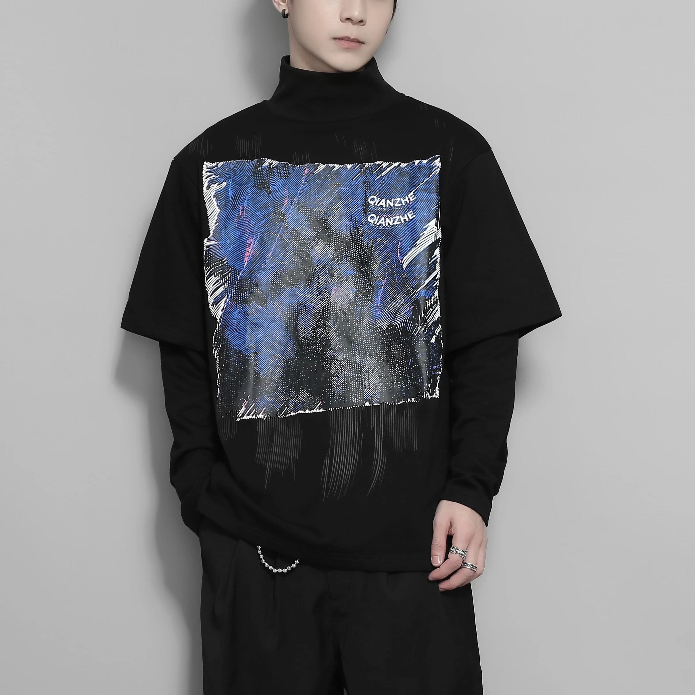 

Оригинальный дизайн, темный стиль, уличная одежда, водолазка из двух предметов с граффити, асимметричный пуловер для отдыха, мужская толстовка