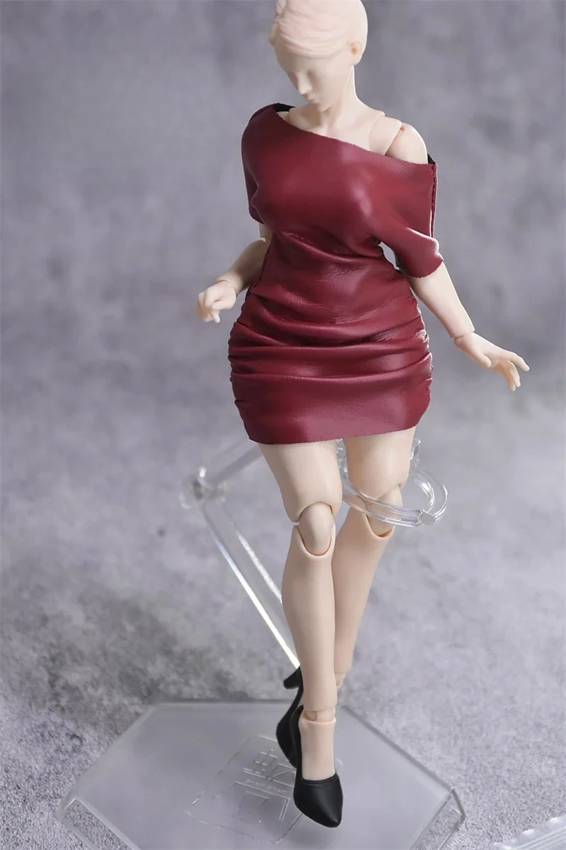 1/12 Maßstab Weibliche Soldatin PU-Leder Kurzes Kleid mit Falten Kleidungsmodell für 6'' NT-04 Romankey Actionfigur-Körper – Detail 11