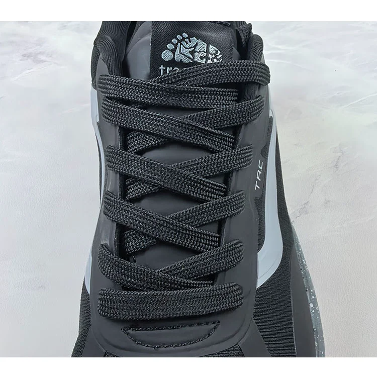 

Classic Men's Women's Casual Walking Shoes Teenage Cricket Shoes Lace Up Men's High Top Canvas Sneakers