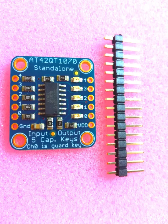 

Spot 1362 Standalone 5-Pad Capacitive Touch Sensor Breakout - AT42QT1070