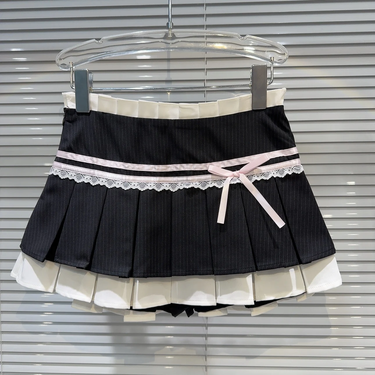 

Trendy Knot Lace Tie Stripe Pleated Skirt f Body Sweet Sle Small Fraance Autumn New Arrival Women's Skirt