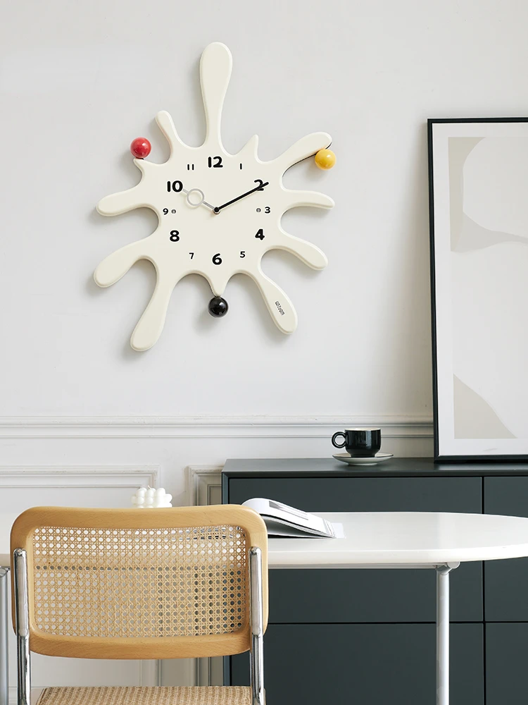 Punch-free Nordic art wall clock Living room luxury atmosphere creative home clocks hanging on the wall.