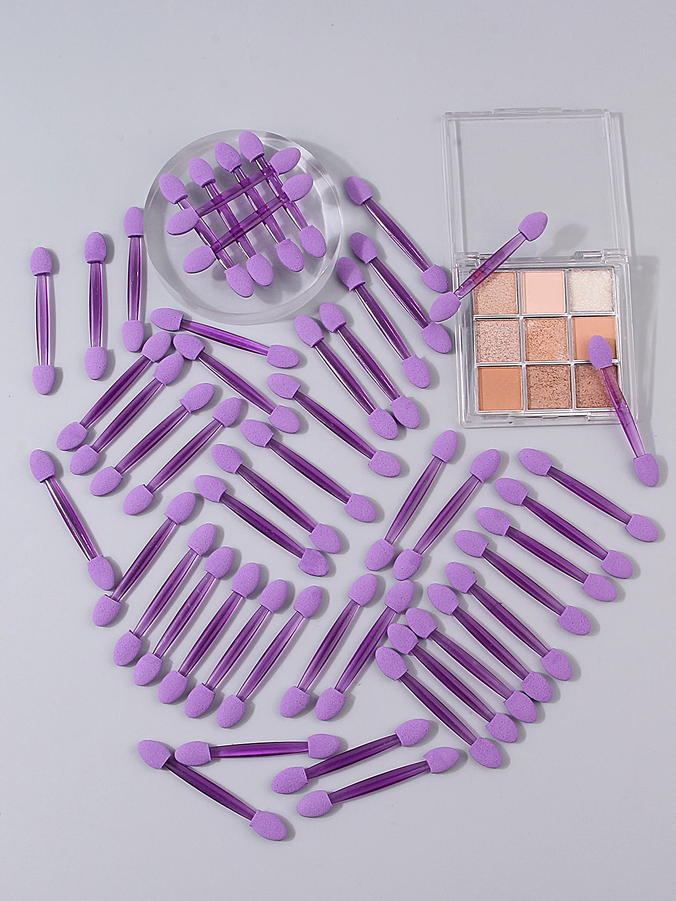 50 peças de palitos de sombra de esponja roxa de duas cabeças. As varas de esponja são purificadores/conceadores de maquiagem de olhos reutilizáveis