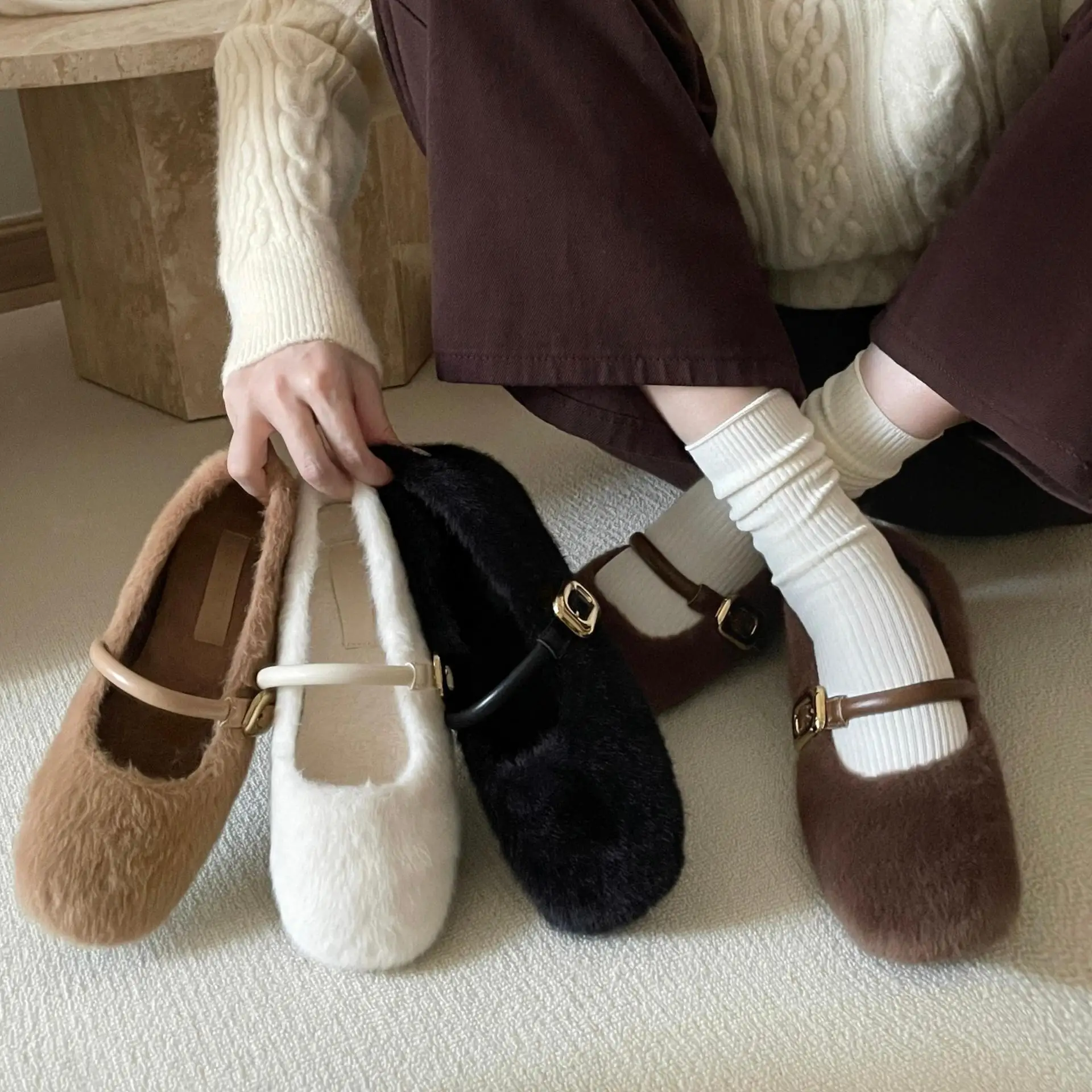 Elegant Women Shallow Mouth Clogs Platform Autumn Moccasin Shoes Loafers Fur Increas Height Modis Female Footwear Round Toe Casu