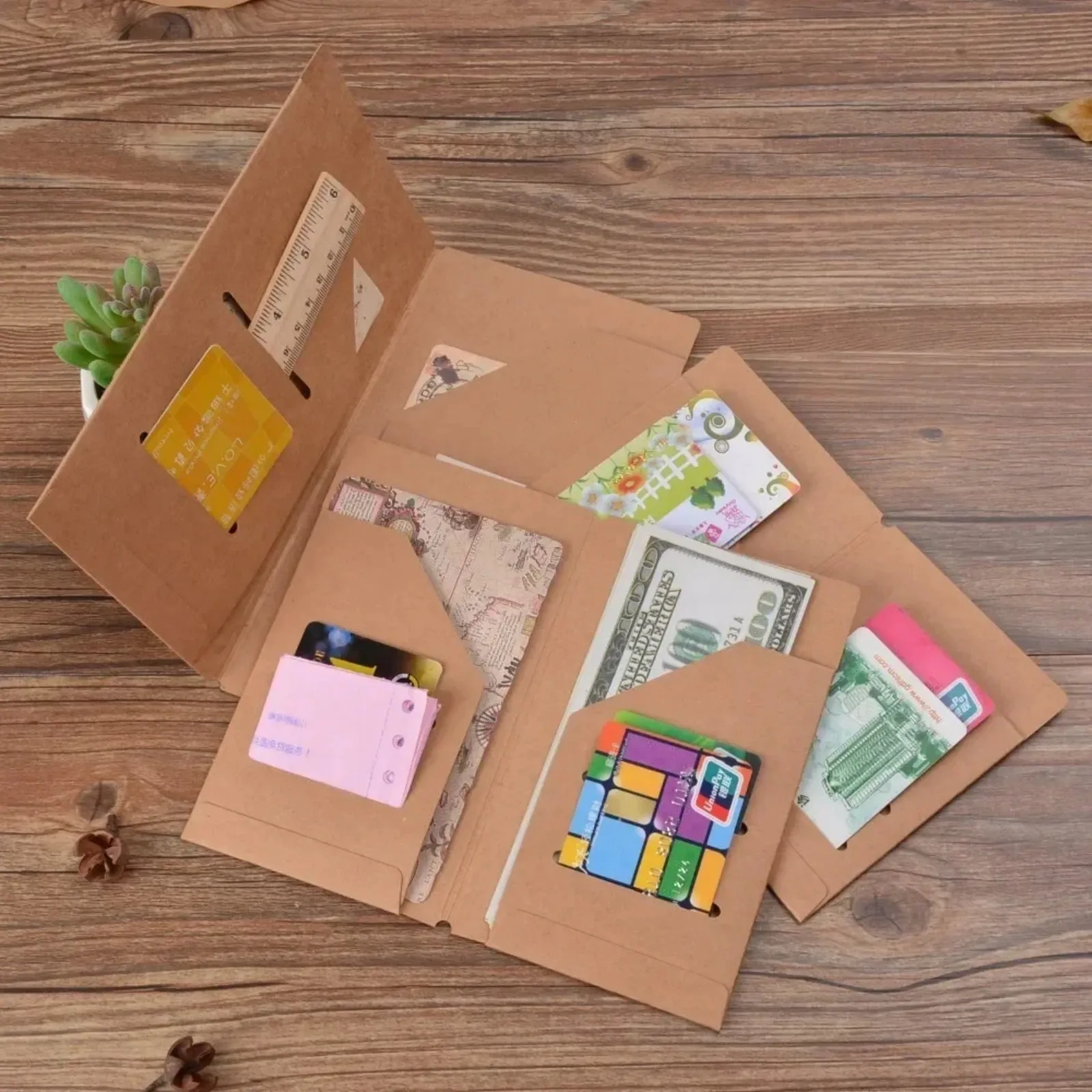 

Kraft Paper File Folder for Refillable Travel Journals, Standard Portable Passport Size Kraft Refill Insert Cards Organizer