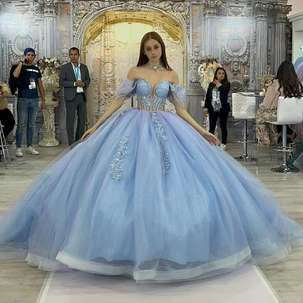 Vestidos de quinceañera con hombros descubiertos, apliques florales de cristal, color azul claro