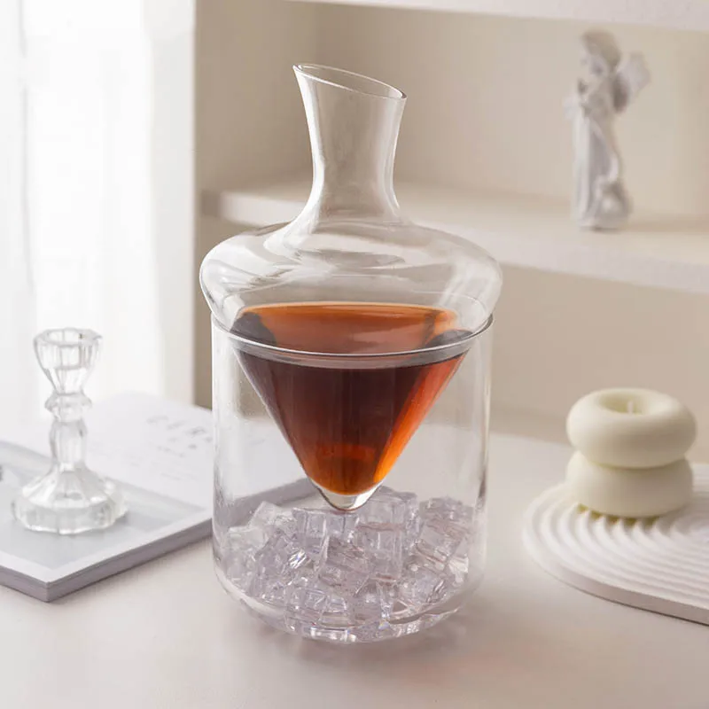1000ml Crystal Glass Bucket Decanter, Oblique Mouth Pyramid Waterfall Design for Wine & Whiskey, Cabinet Decor