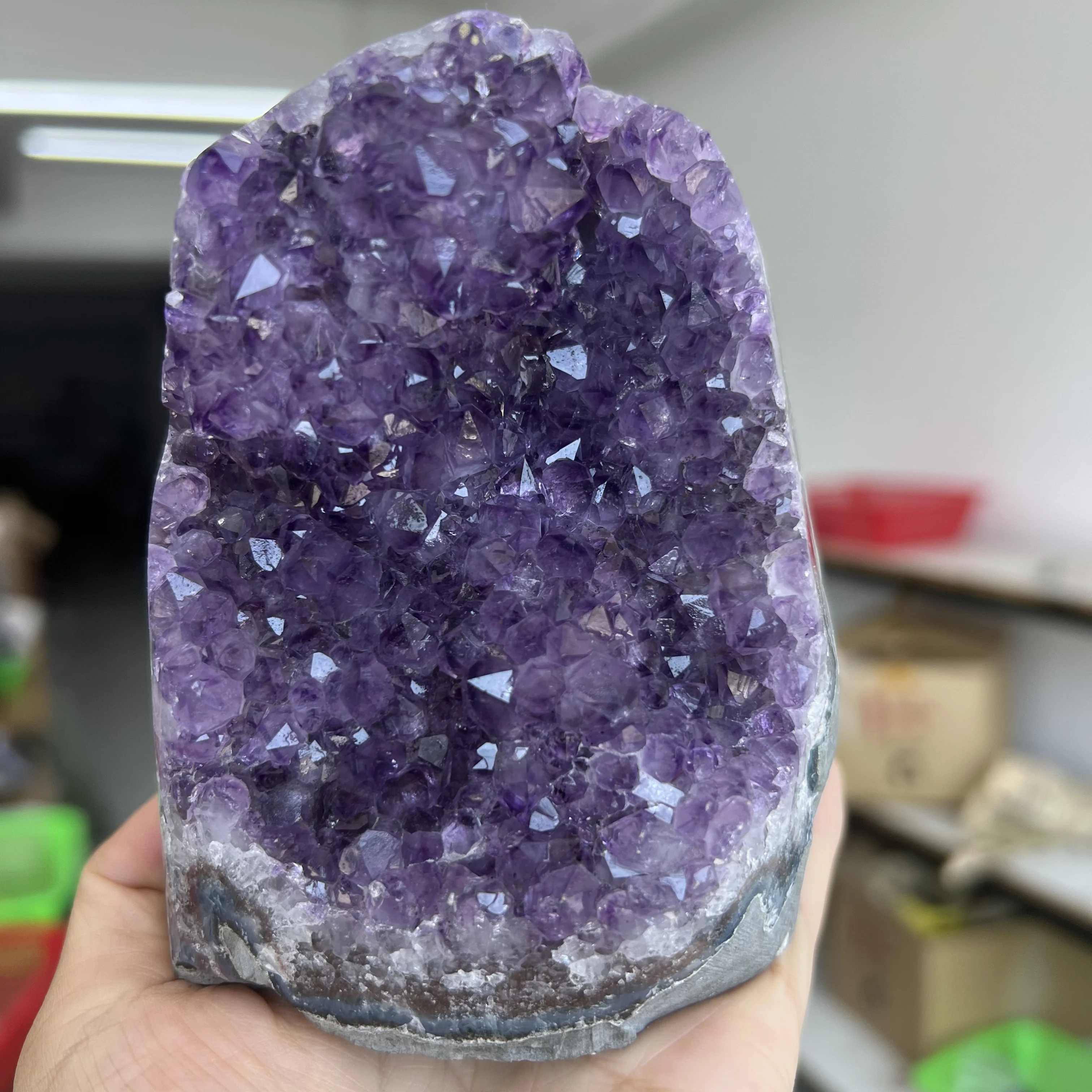 

992g 10.5cm Natural Uruguay Dream Amethyst Quartz Crystal Cluster stand