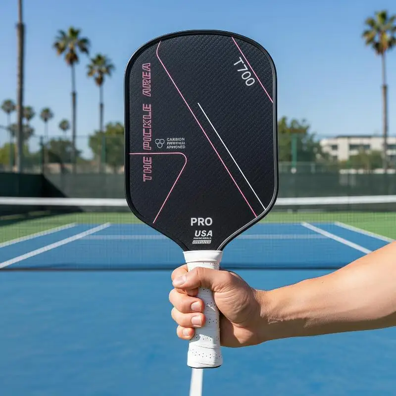 T700 Carbonfaser-Pickleball-Schläger-Set mit ergonomischem Griff, inklusive Aufbewahrungstasche und Bällen für das Heimtraining im Innenbereich. – Detail 6