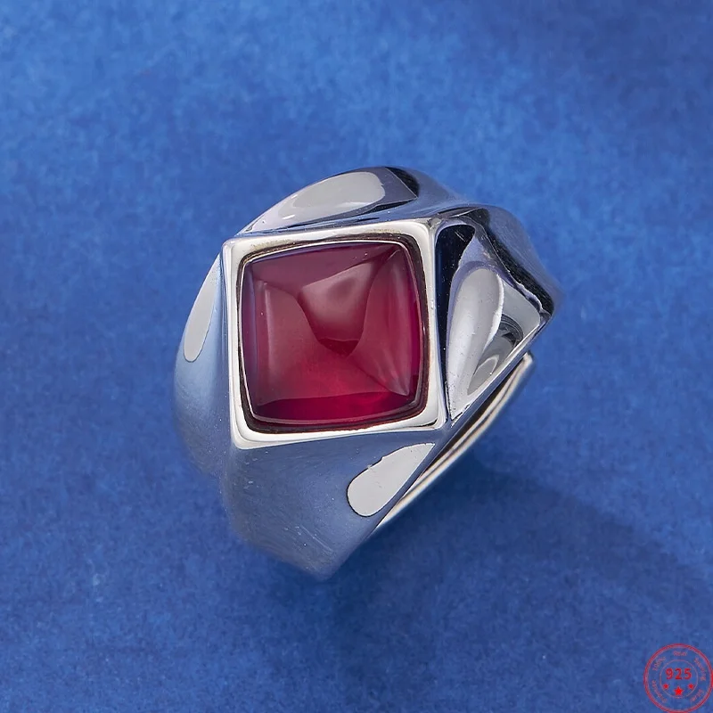 

S925 Sterling Silver Charms Rings for Women Geometric Pattern Inlaid Simplicity Rhombus Red Corundum Elegant Jewelry Wholesale