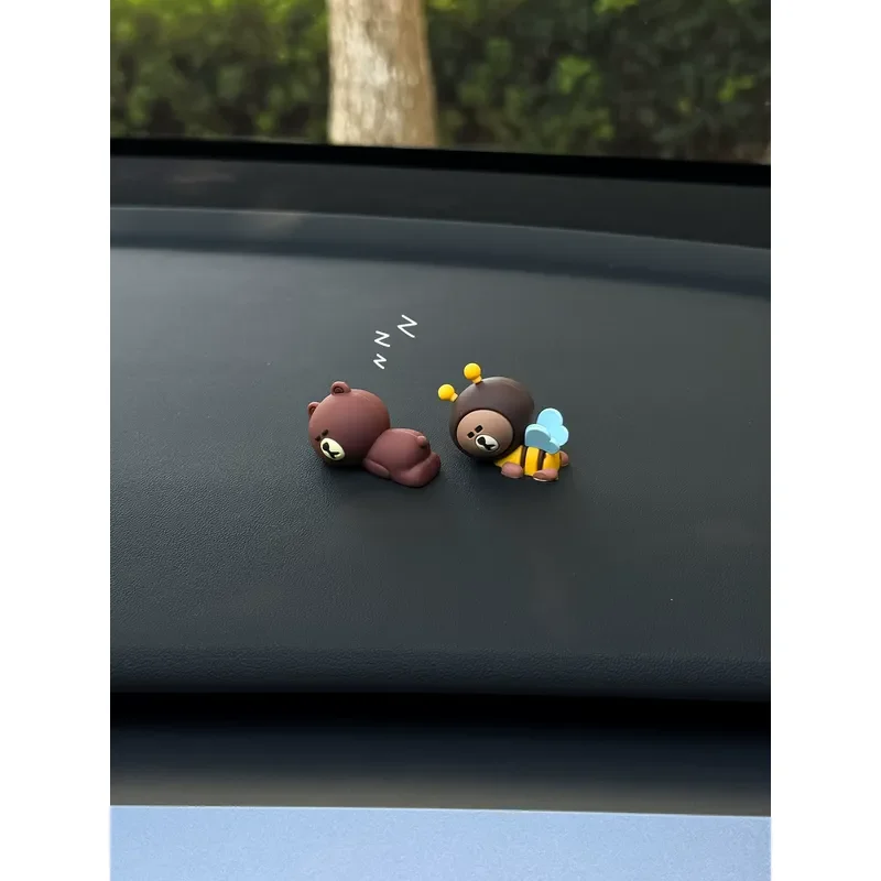 2025 New Bear Car Center Console Ornament Creative Cute Cure Fun Car Decoration