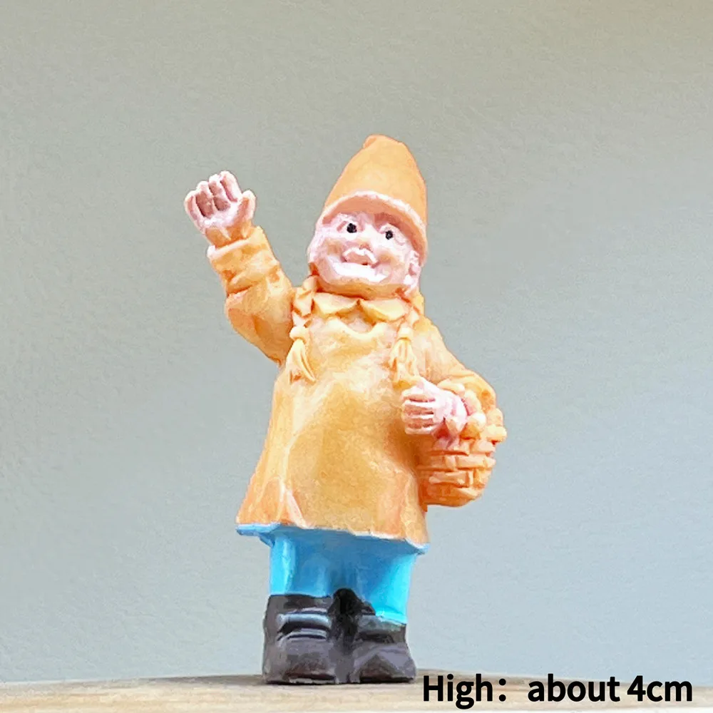 Mini Fairy Tale Character Figurines, Resin Dwarf Witch Monster Miniatures, Micro Landscape Decor & Collection