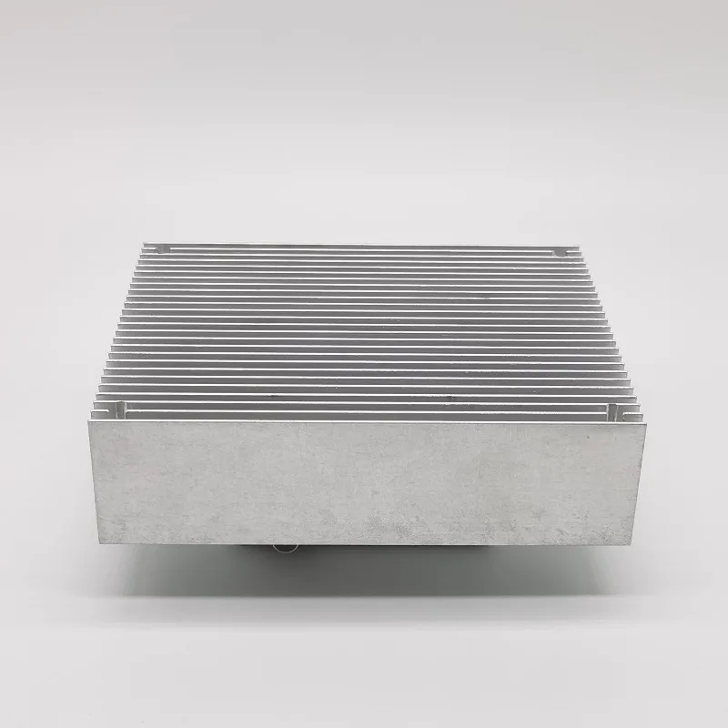 10-3000MHz 40dB 30dBm 12V NF: 1.8dB RF Microwave Power Amplifier