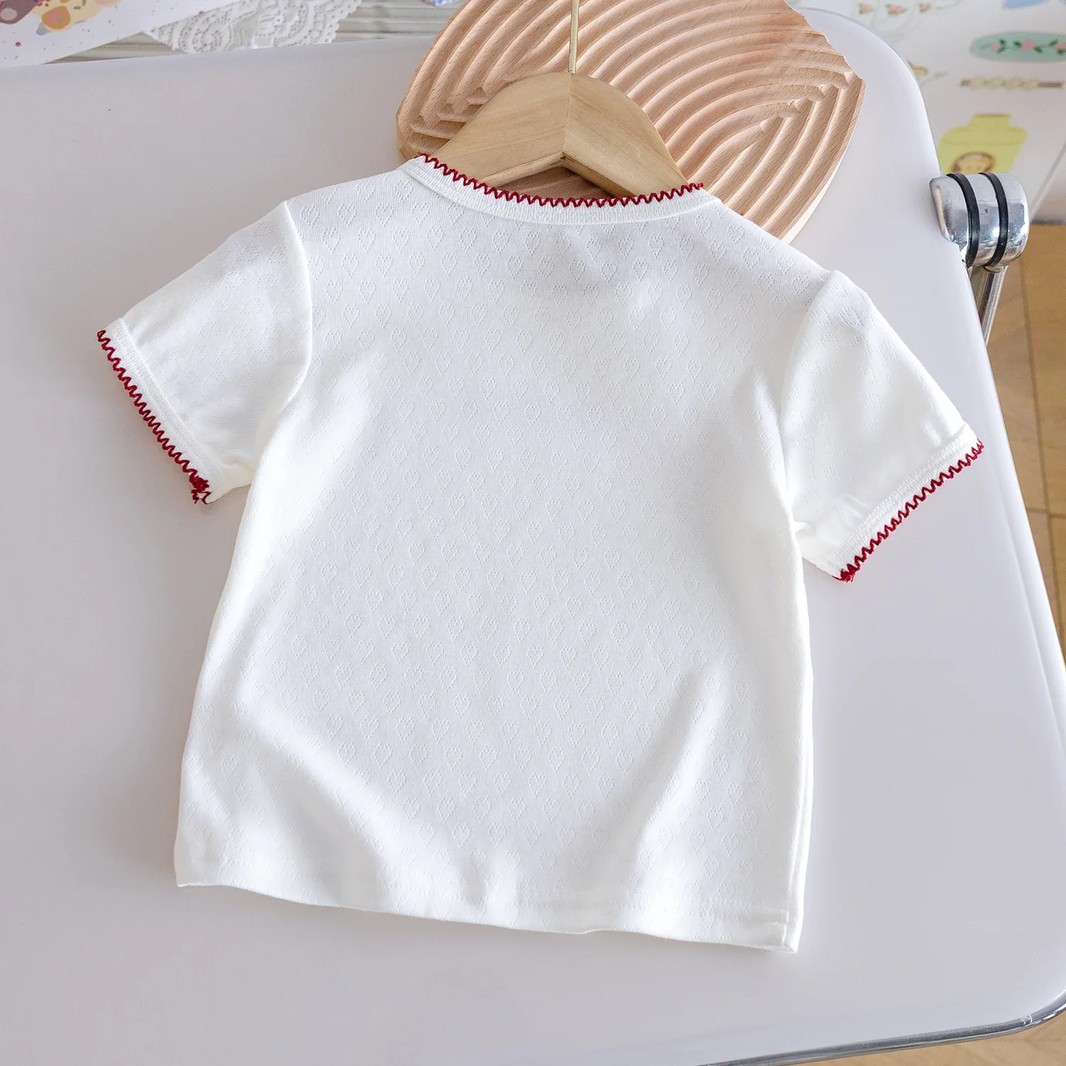 Baby girl's simple love short sleeved skin friendly breathable T-shirt summer new casual versatile top