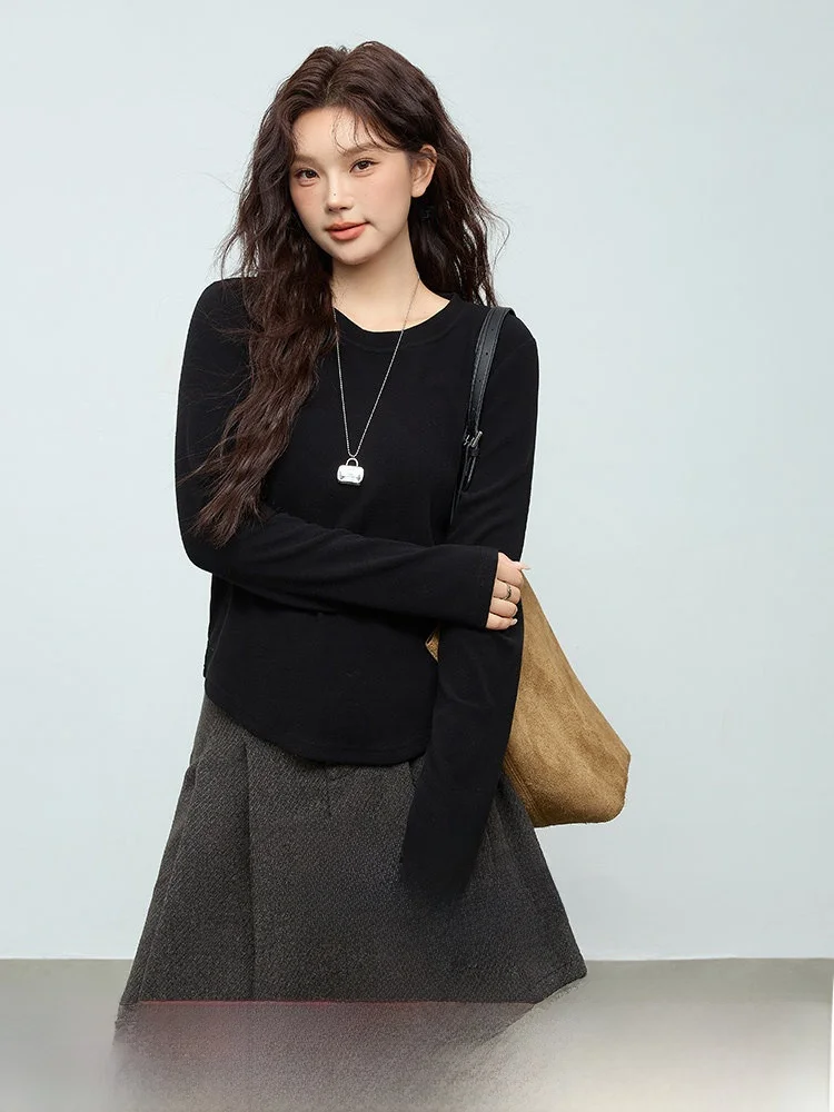 

plus Size Long Sve Base irt Women's Slim Fit Inner Wear T-irt Casual Sle V-Ne Polyester Fiber Winter New Arrival