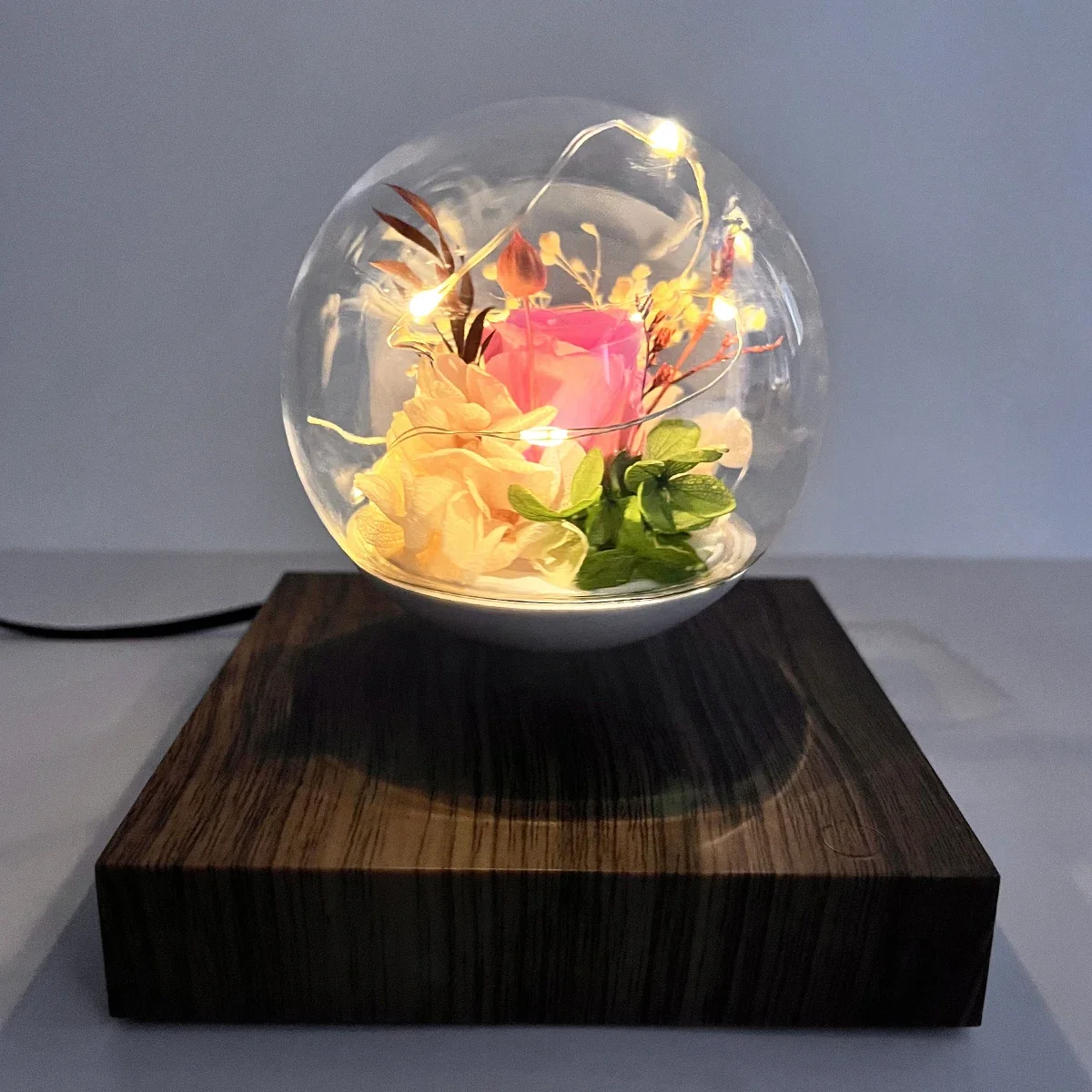 

HCNT Magnetic Levitating Flower Light Personalized Romantic Gifts Floating Decorations For Home