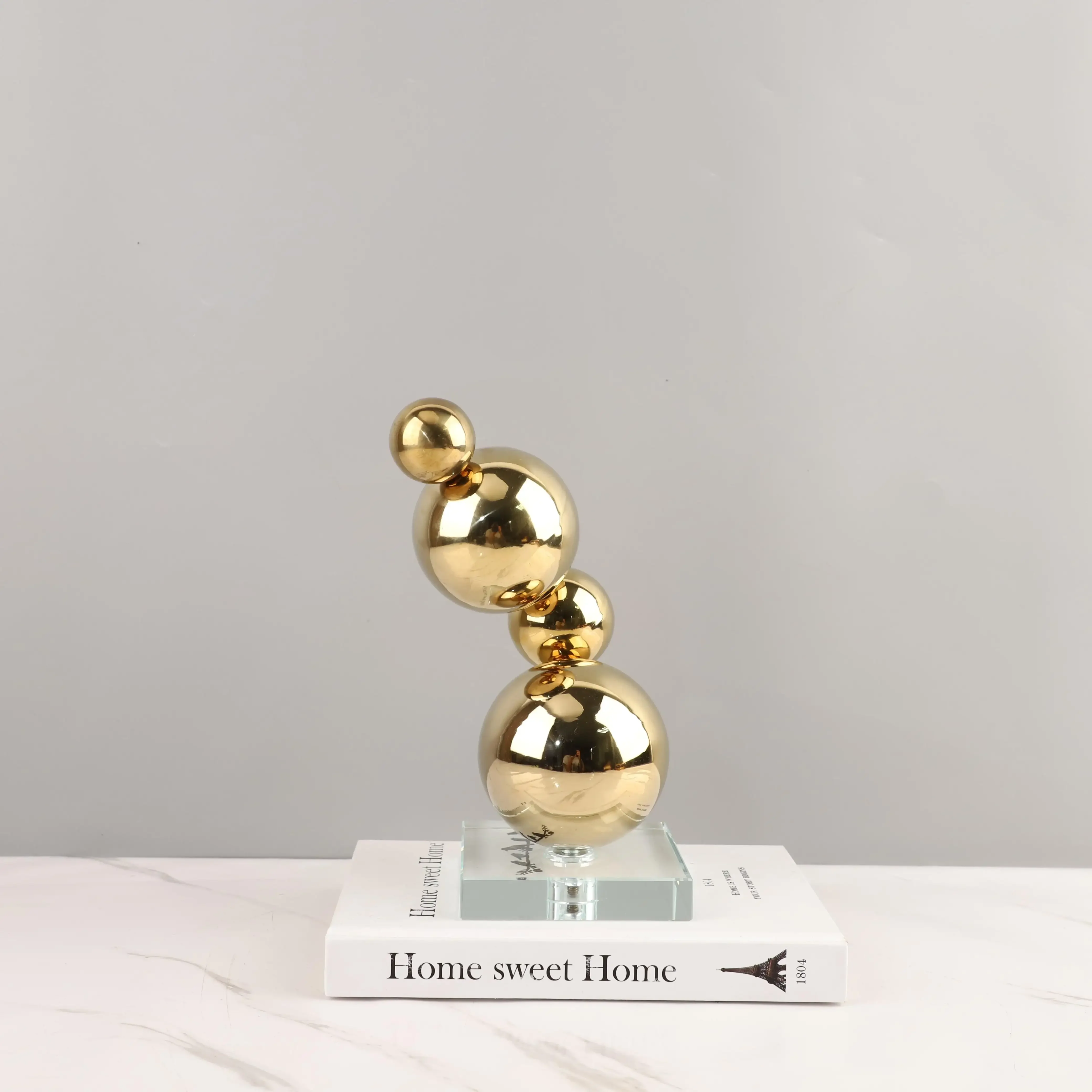 Metal Decor Figurines Metal Spheres Stack Art Pieces Gold Ball Metal Handicraft Geometric Sculpture Home Decoration Accessories