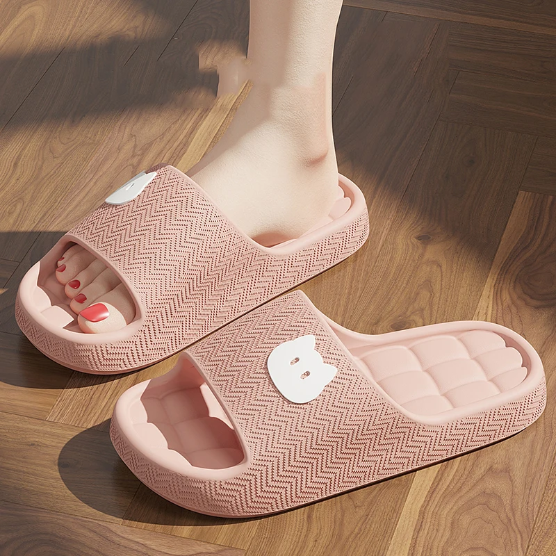 

Summer Cute Platform Slippers for Women 2026 New Silent Non Slip Deodorant Bathroom Sldies Woman Comfy Soft Sole Home Slippers