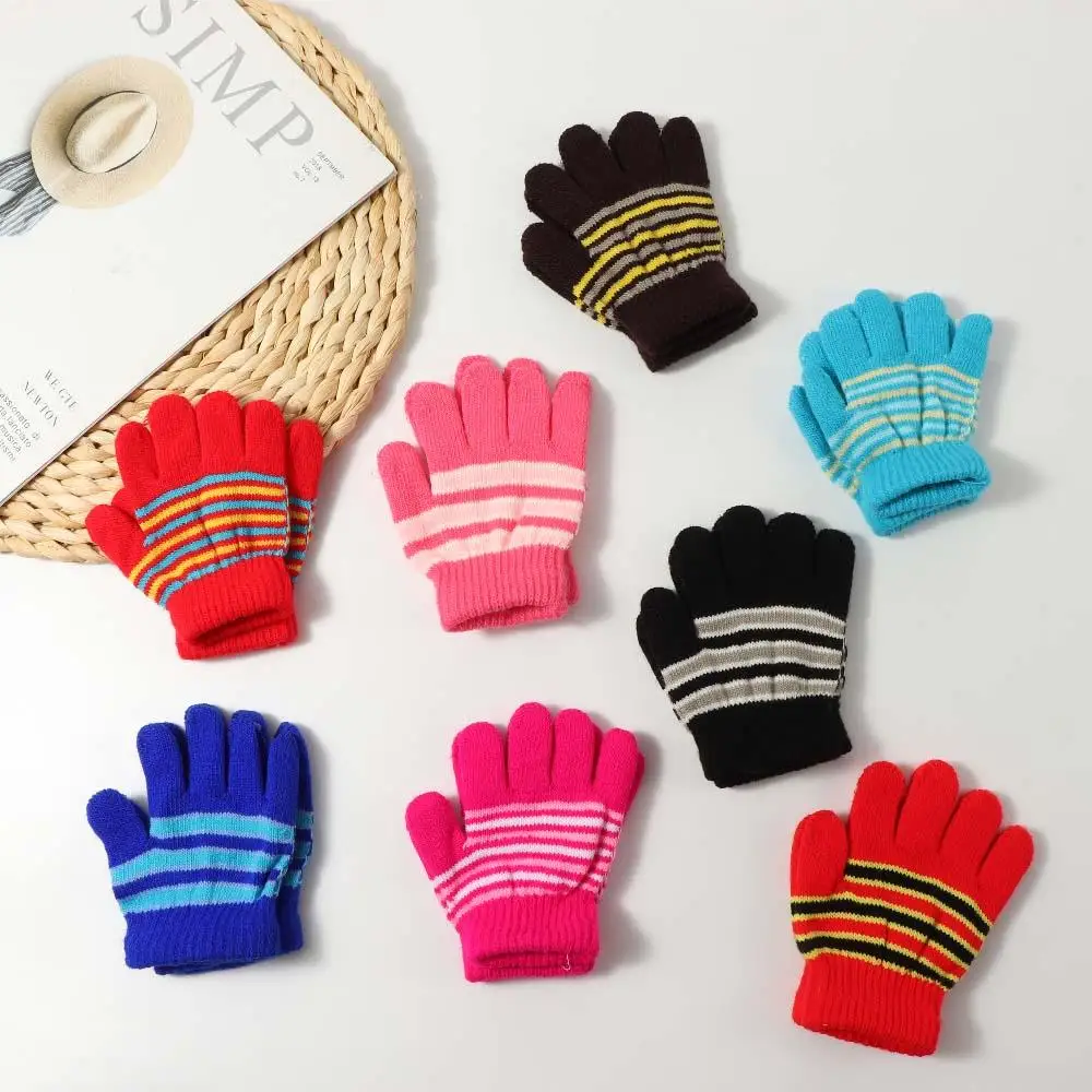 ถุงมือเด็กแบบหนาพิเศษ ลายทาง พิมพ์ลายน่ารัก อุ่นสบาย เหมาะสำหรับเล่นกีฬากลางแจ้ง