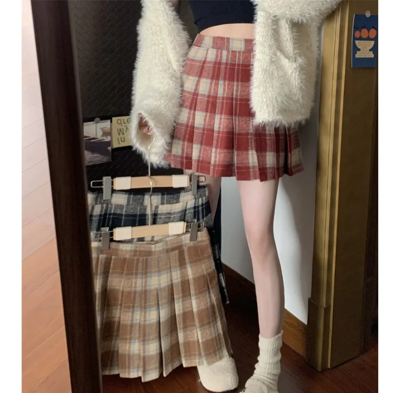 High Waist Autumn Winter Woolen A-Line  Skirt Pleated Commute Style Ladies' Short Skirt Polyester Fiber Chinese Production
