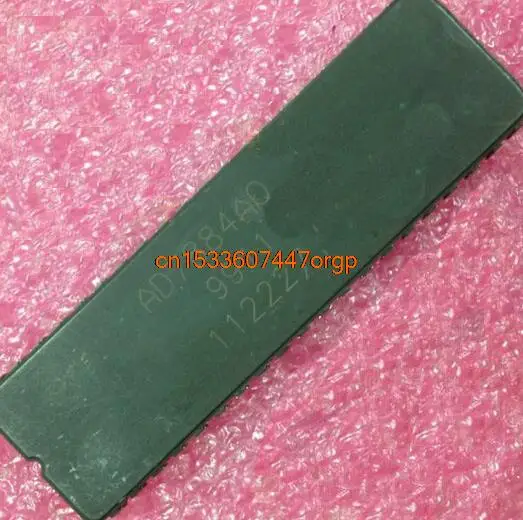 

Free shipping IC new% AD7884AQ