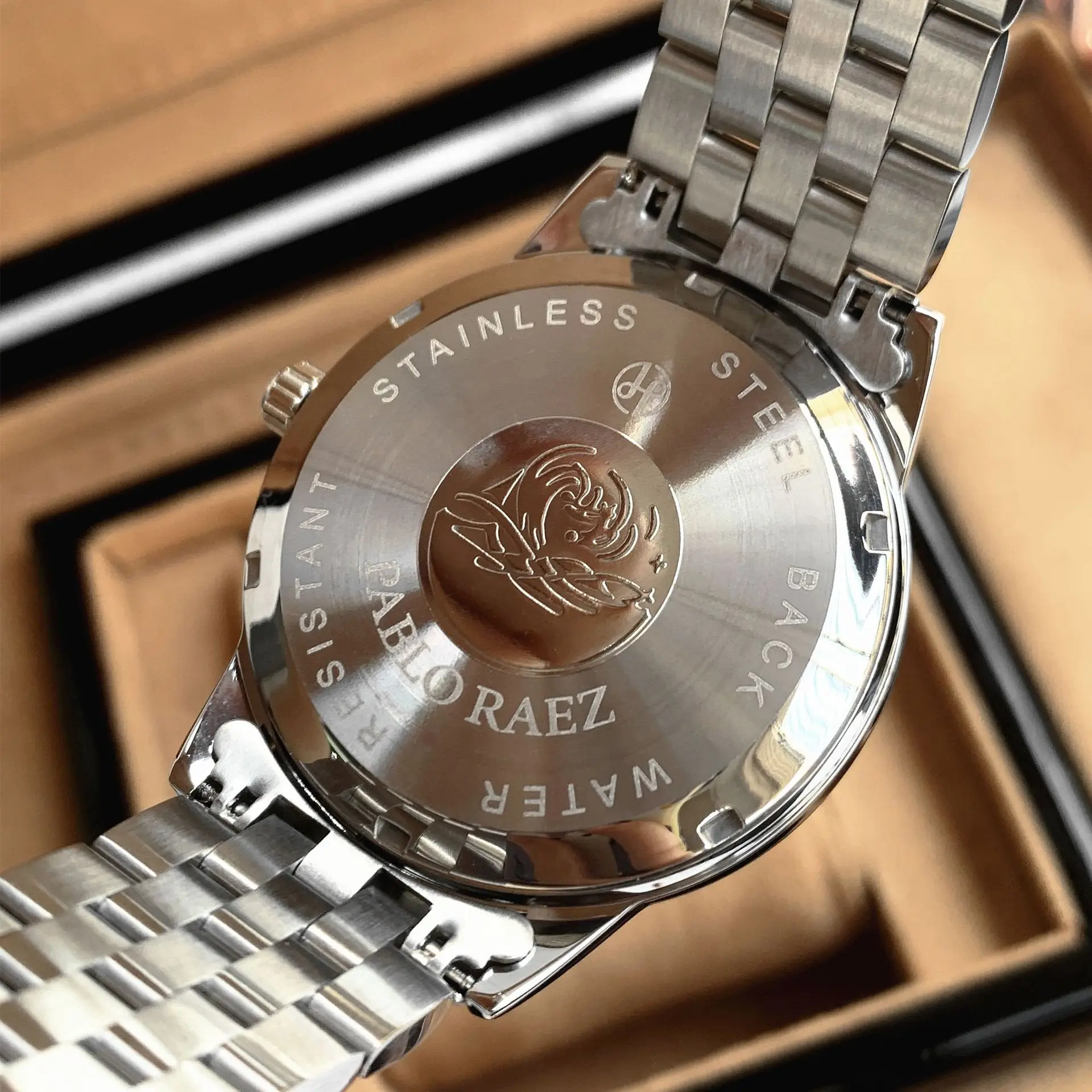 UTHAI CQ460 高級感のあるファッショナブルなメンズウォッチ、トレンドの防水クォーツ時計、ビジネス時計、男性用時計