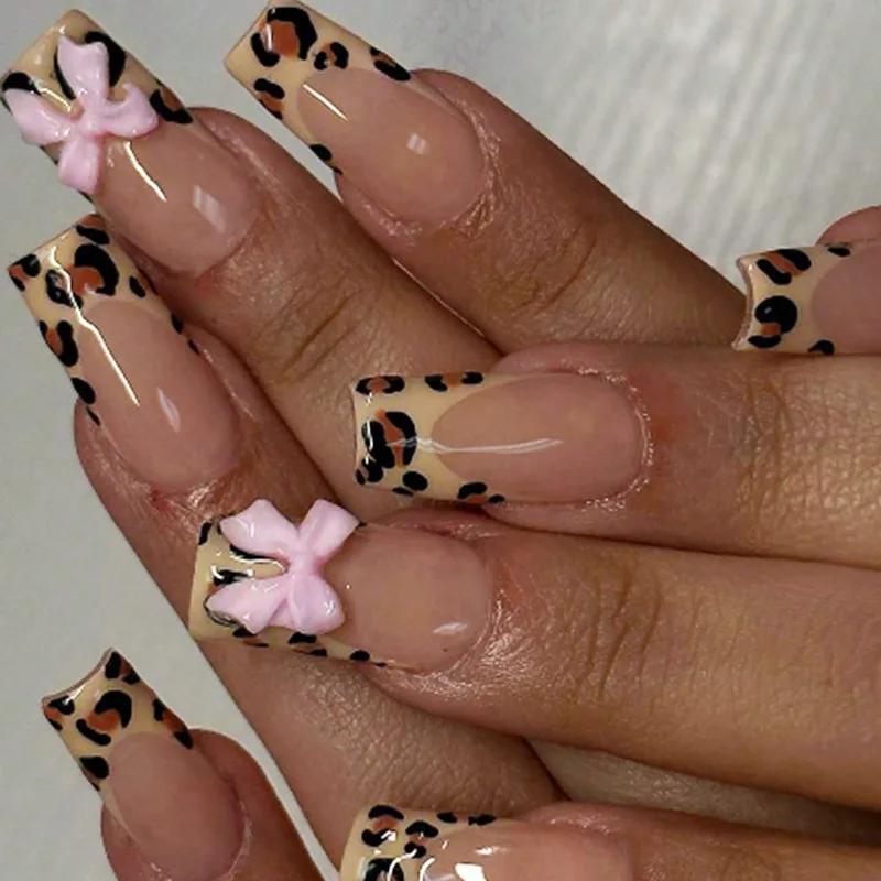 24 Uds uñas postizas de estilo francés rosa diseños de lazo 3D prensa cuadrada corta en uñas dulce moda coreana uñas postizas para mujeres y niñas