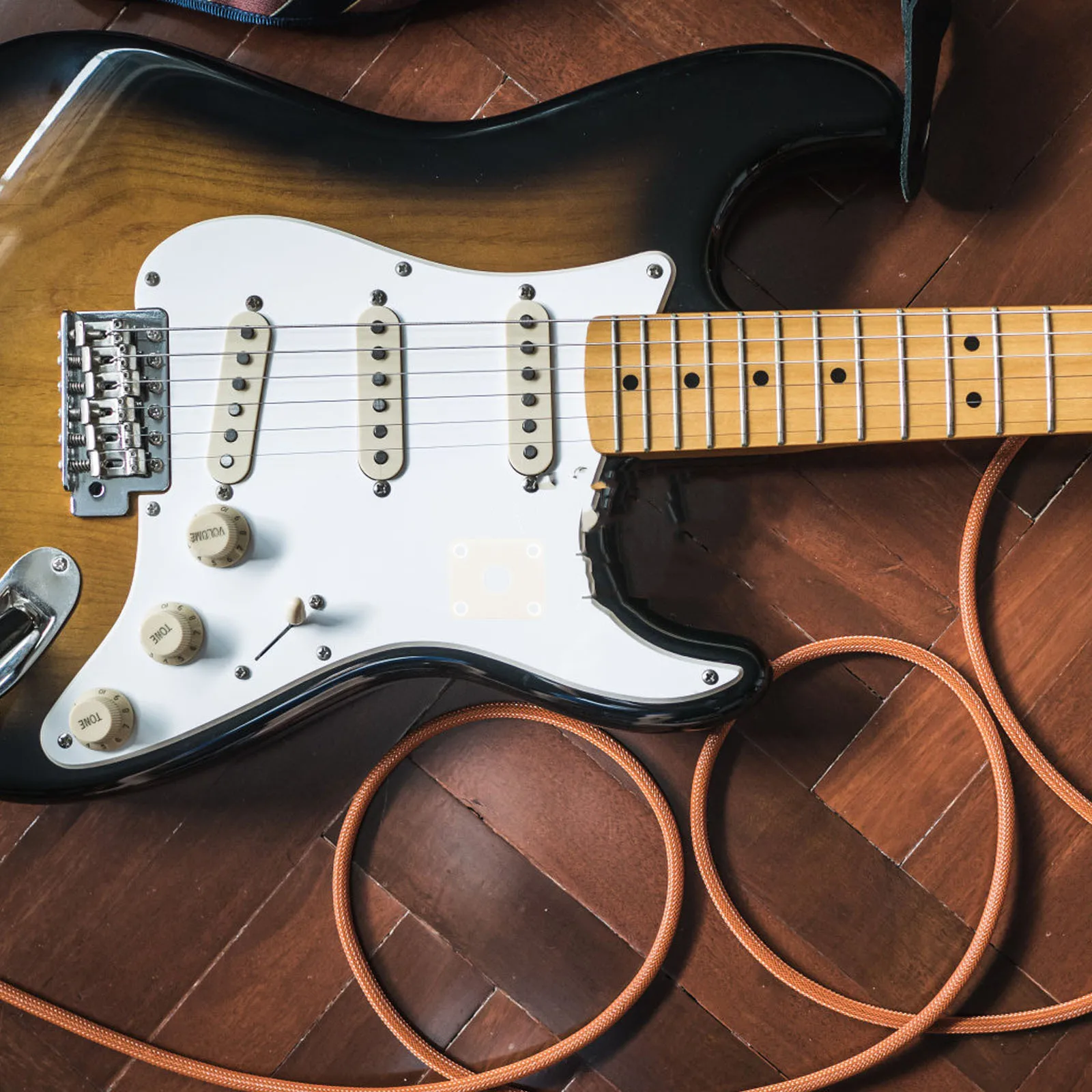 1-шт-крышка-розетки-для-электрогитары-прямоугольная-входная-полость-abs-язык-прочный-пластиковый-разъем-крышка-для-бас-выхода