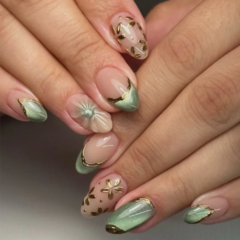 24 Piezas Uñas Almendra de Verano con Ojo de Gato Verde Francesa Tips 3D Doradas con Estrellas Uñas Postizas con Diamantes Reutilizables 6