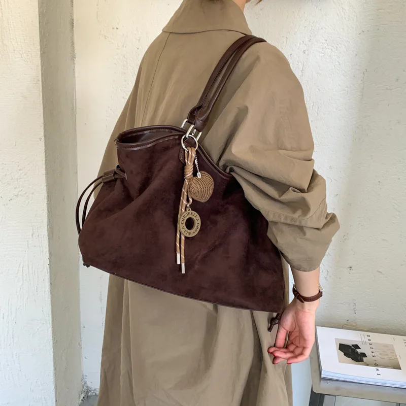 Large Capacity Faux Suede Tote Bag New Fashion Commuting Shoulder Bag Retro Drawstring Women Handbag
