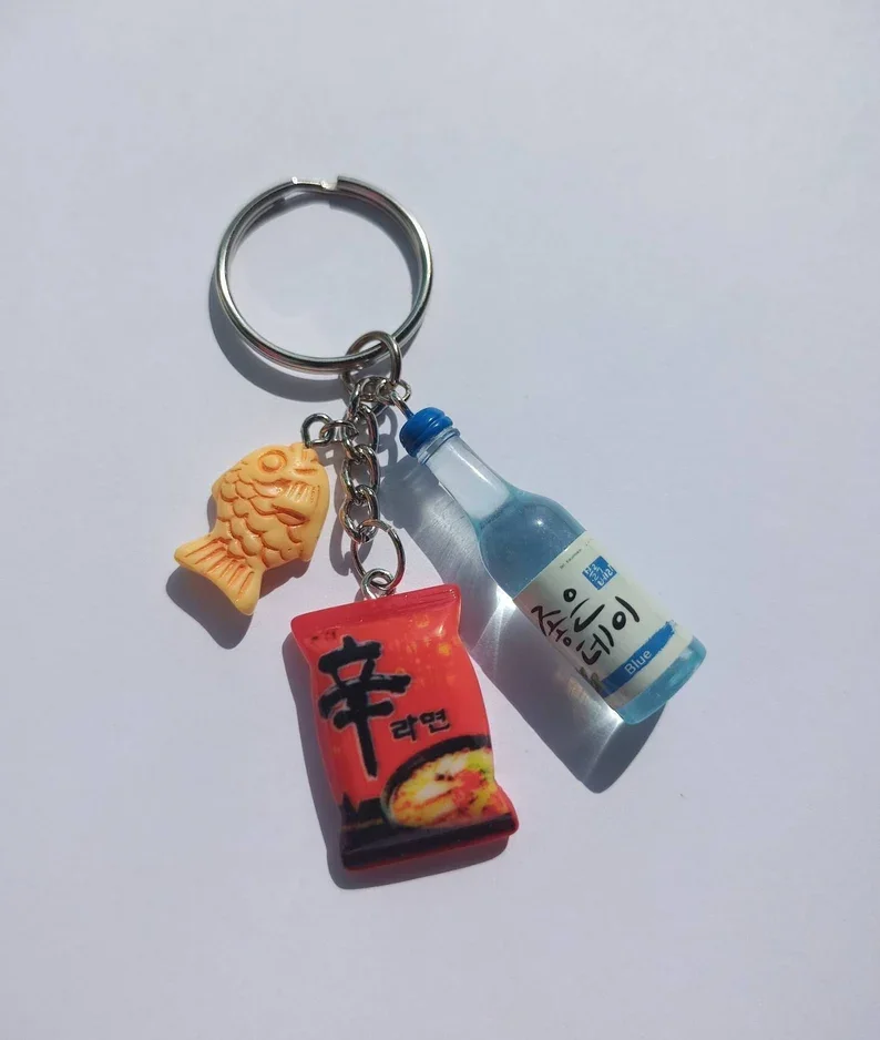 Lamian Noodles+Korean street food → Yum! Lamian Noodles+~Bungeo ppang+Jinluo bottle key ring