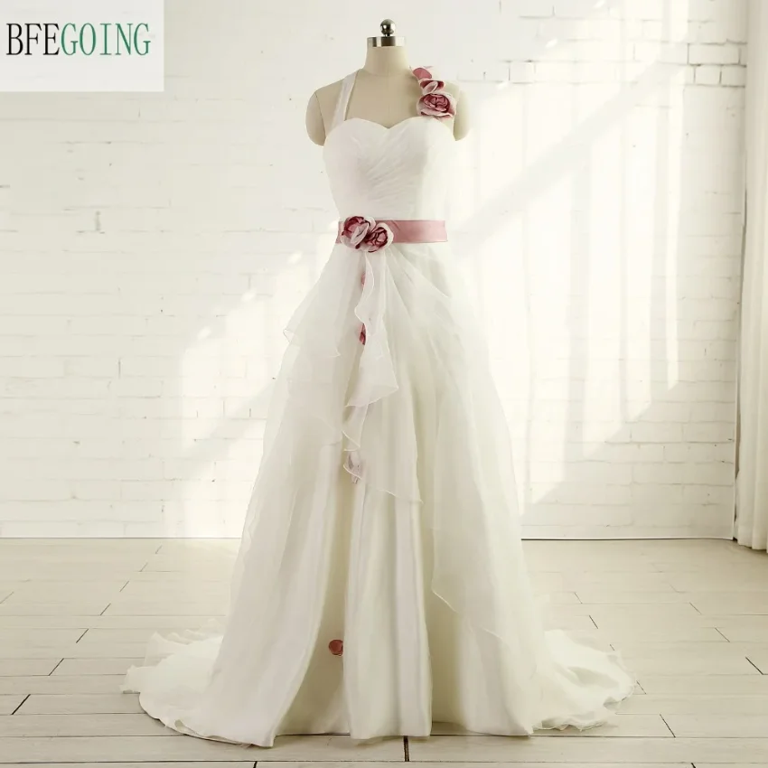 

Organza Wedding Dresses Chapel Train Customized Halter Floor-Length Sleeveless A-Line Bridal Gowns