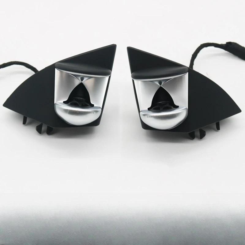Suitable for Mercedes-Benz CLS/W218 ambient light BO hourglass tweeter car modification synchronous 12-color ambient light