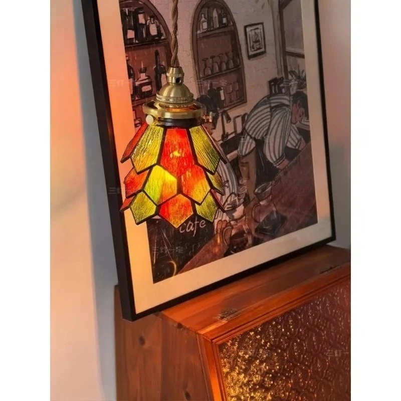 Homestay warm retro nostalgic medieval lamps and clothing store cafe small window small chandelier