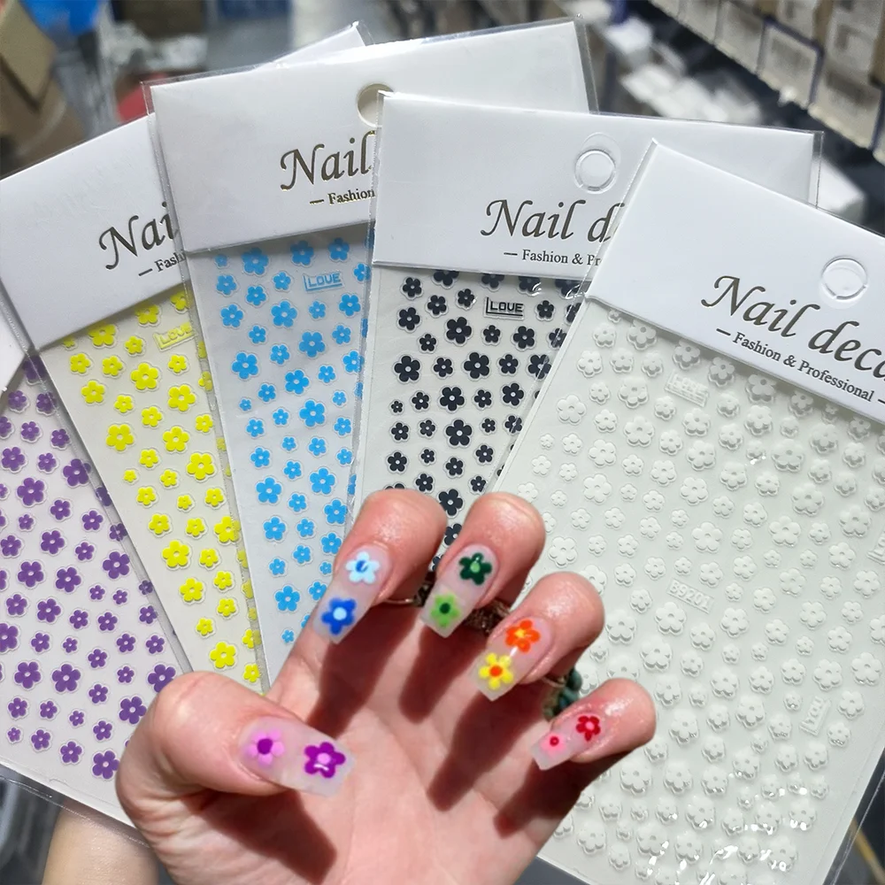 1Pcs 3D Mini Fünf-Blütenblatt Blume Nail art Aufkleber 5-Farben Kawaii Floral Selbst-klebe Nägel Dekoration abziehbilder DIY Maniküre Slider