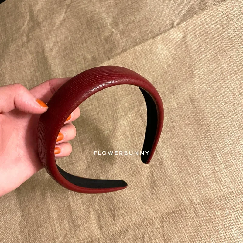 

Thickened leather pattern headband burgundy niche texture retro sponge high cranial top natal year toasting clothes hair access