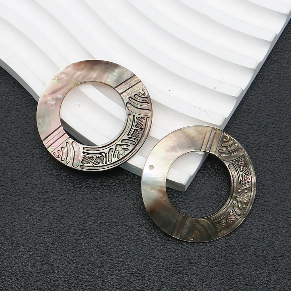 Minimalist Geometric Black Shell Ring-shape Pendant Single-sided Micro-carving Texture DIY Jewelry Clothing Decoration Accessory
