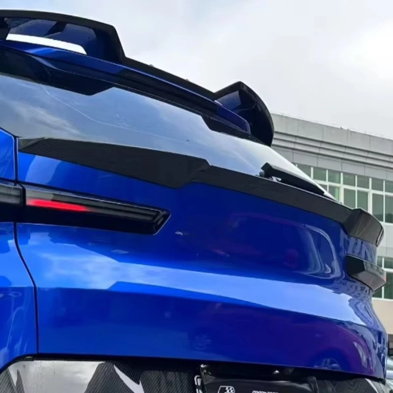 

For BMW XM Upgrade LD Style Dry Carbon Fiber Middle Spoiler Body Kit Middle Rear Spoiler Car Spoiler Kit